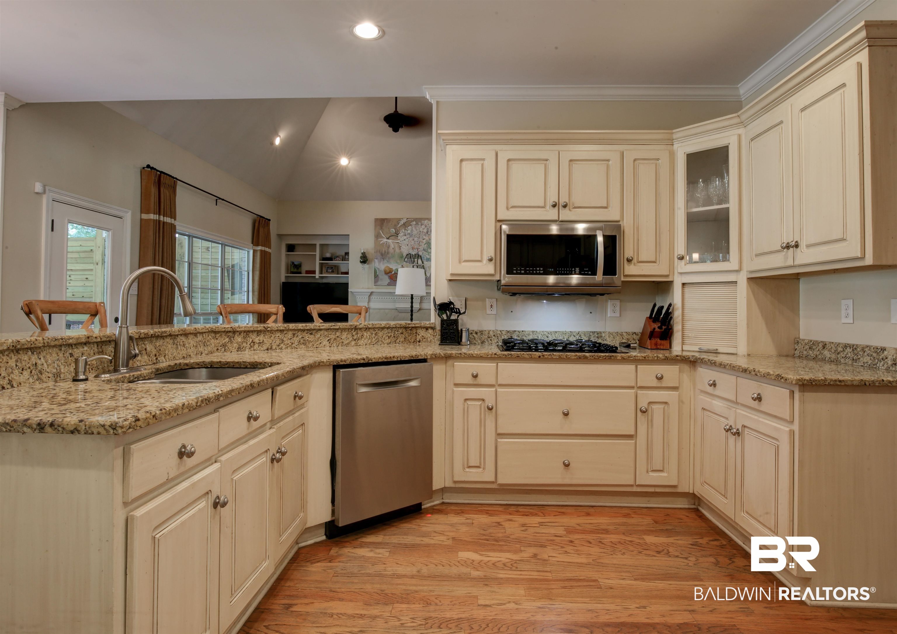 148 Old Mill Road Fairhope, AL 36532 - Photo 13 of 39 Kitchen