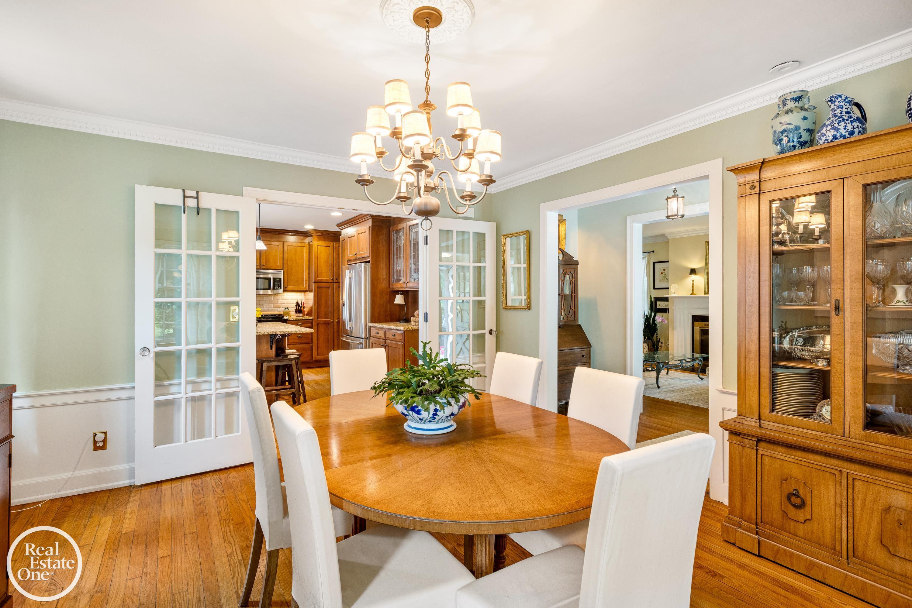 287 McMillan Road Grosse Pointe, MI 48236 - Photo 14 of 57 50145562-8a89779e-de96-4385-8c0b-dc95c987d37e.JPG