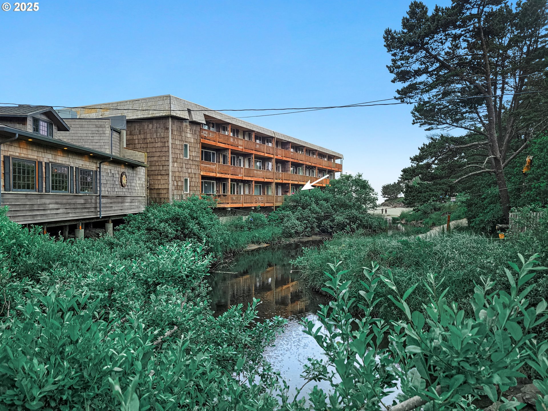48988 Highway 101, Unit 137F Neskowin, OR 97149 - Photo 20 of 29 a view of a large building