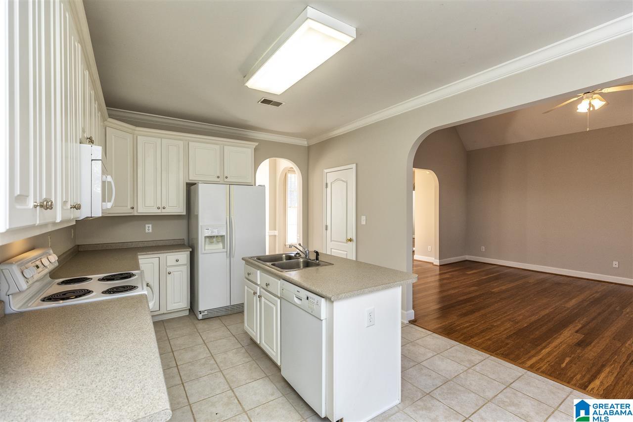100 Silverstone Lane Alabaster, AL 35007 - Photo 19 of 44