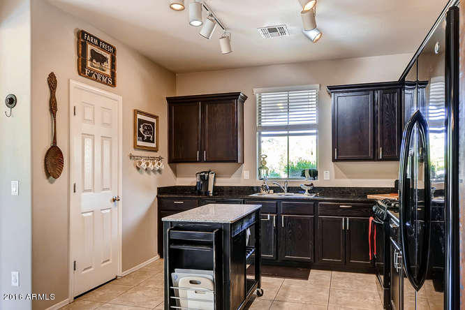 21002 West Ridge Road Buckeye, AZ 85396 - Photo 5 of 17 21002 W Ridge Rd Buckeye AZ-small-006-4-
