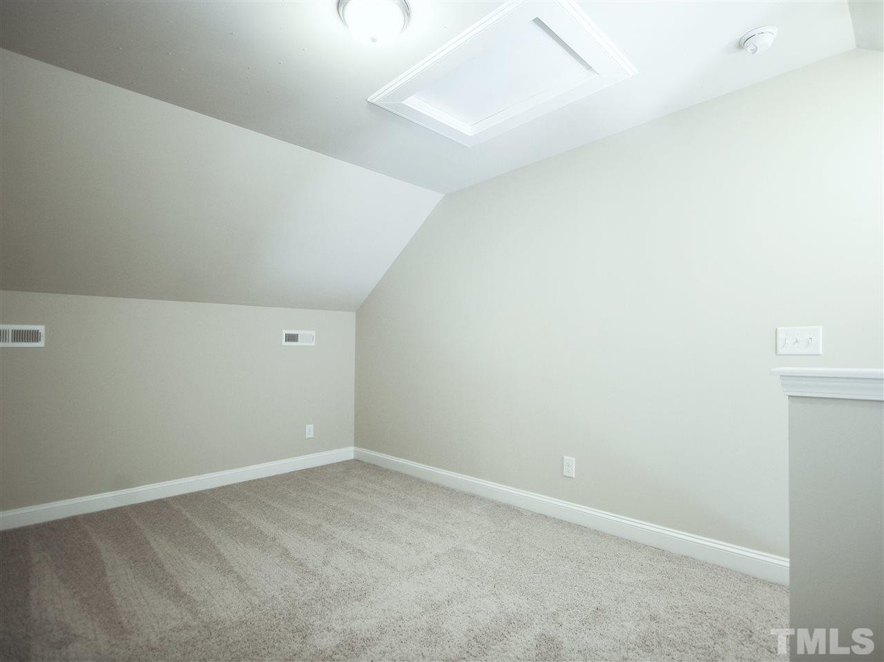 2828 Carter Finley Place Raleigh, NC 27606 - Photo 14 of 21 Gallery Image 14