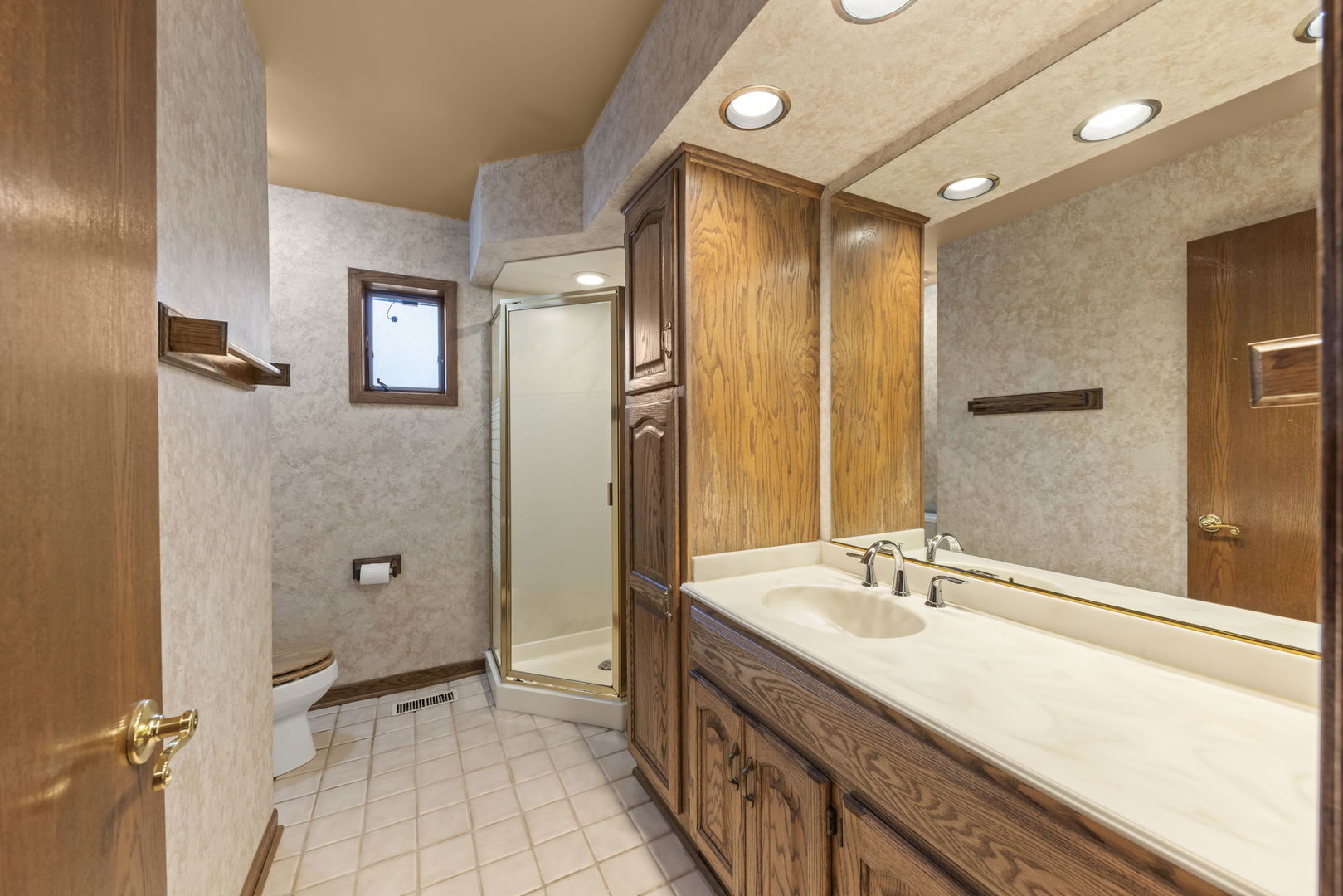 3068 Hickory Road Homewood, IL 60430 - Photo 21 of 44 a bathroom with a granite countertop sink mirror and double