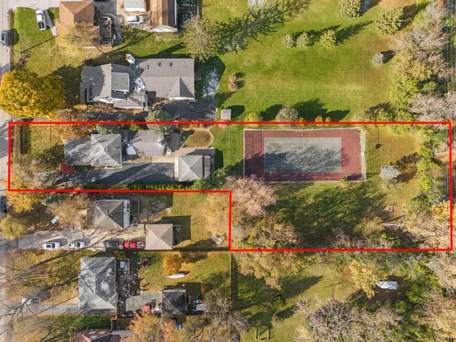 $395,000 | 3068 Hickory Road, Homewood, IL 60430