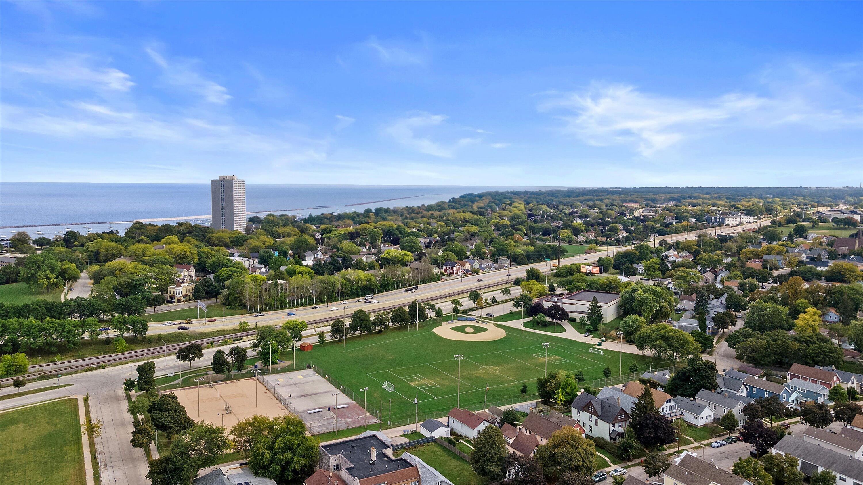 226 East Smith Street, Unit 228 Milwaukee, WI 53207 - Photo 35 of 39 Bay View