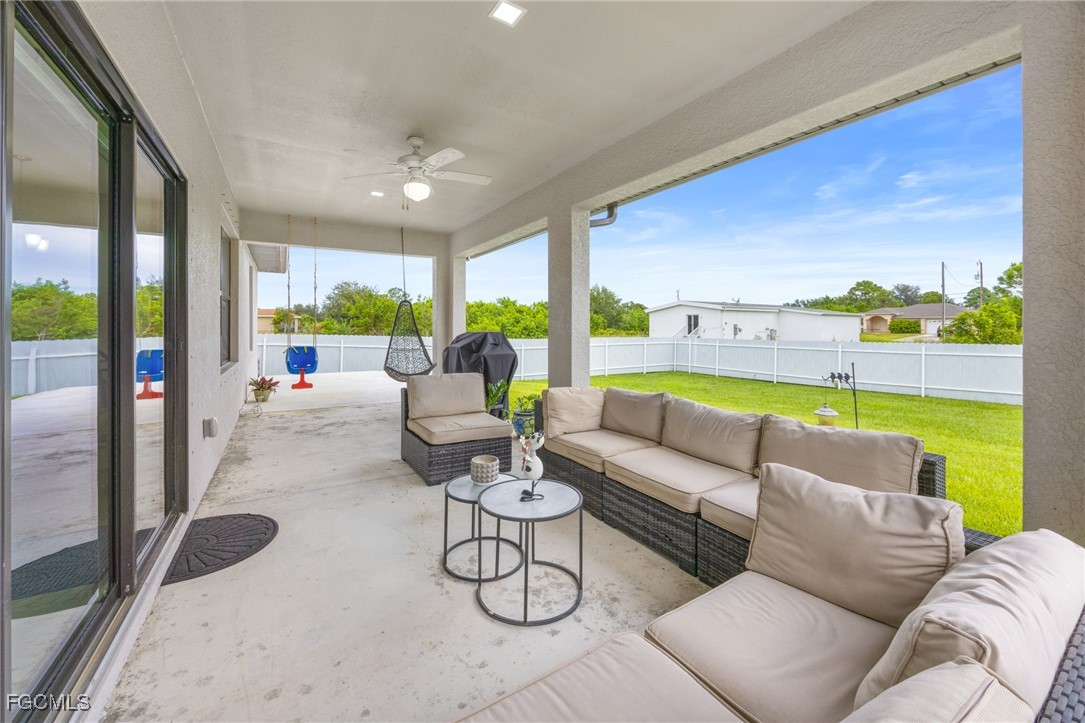 2812 12th Street Southwest Lehigh Acres, FL 33976 - Photo 23 of 31