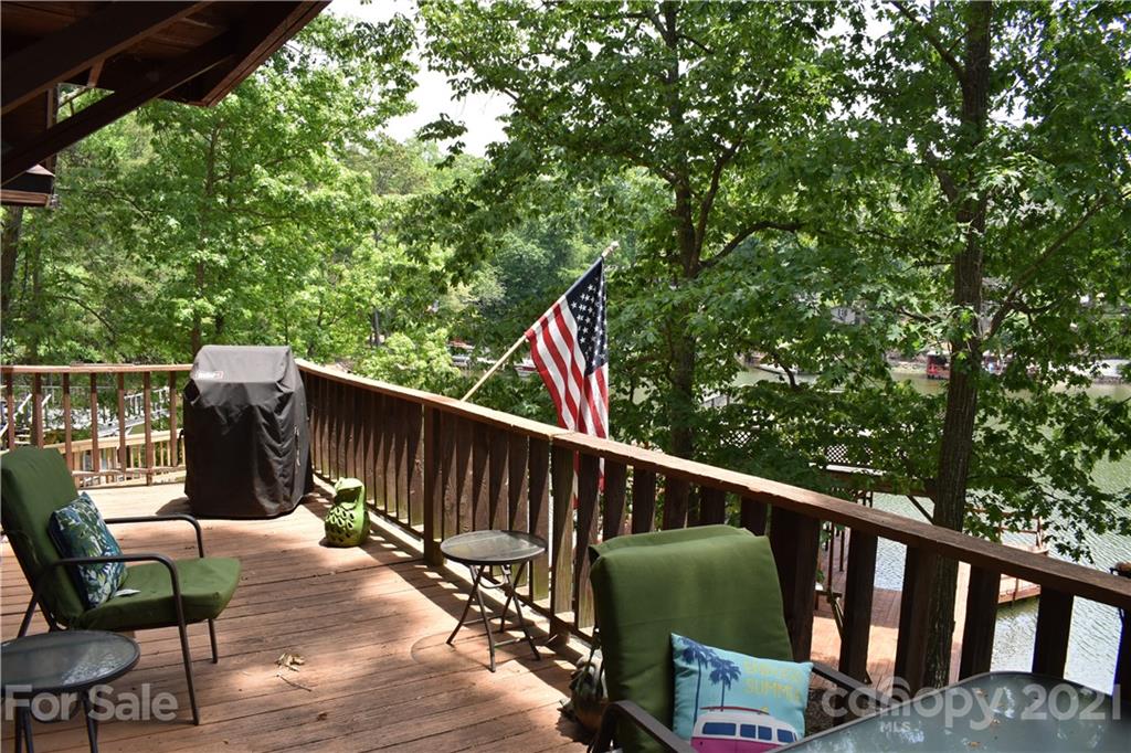758 Shoreline Road Badin Lake, NC 28127 - Photo 17 of 48 Gallery Image 17