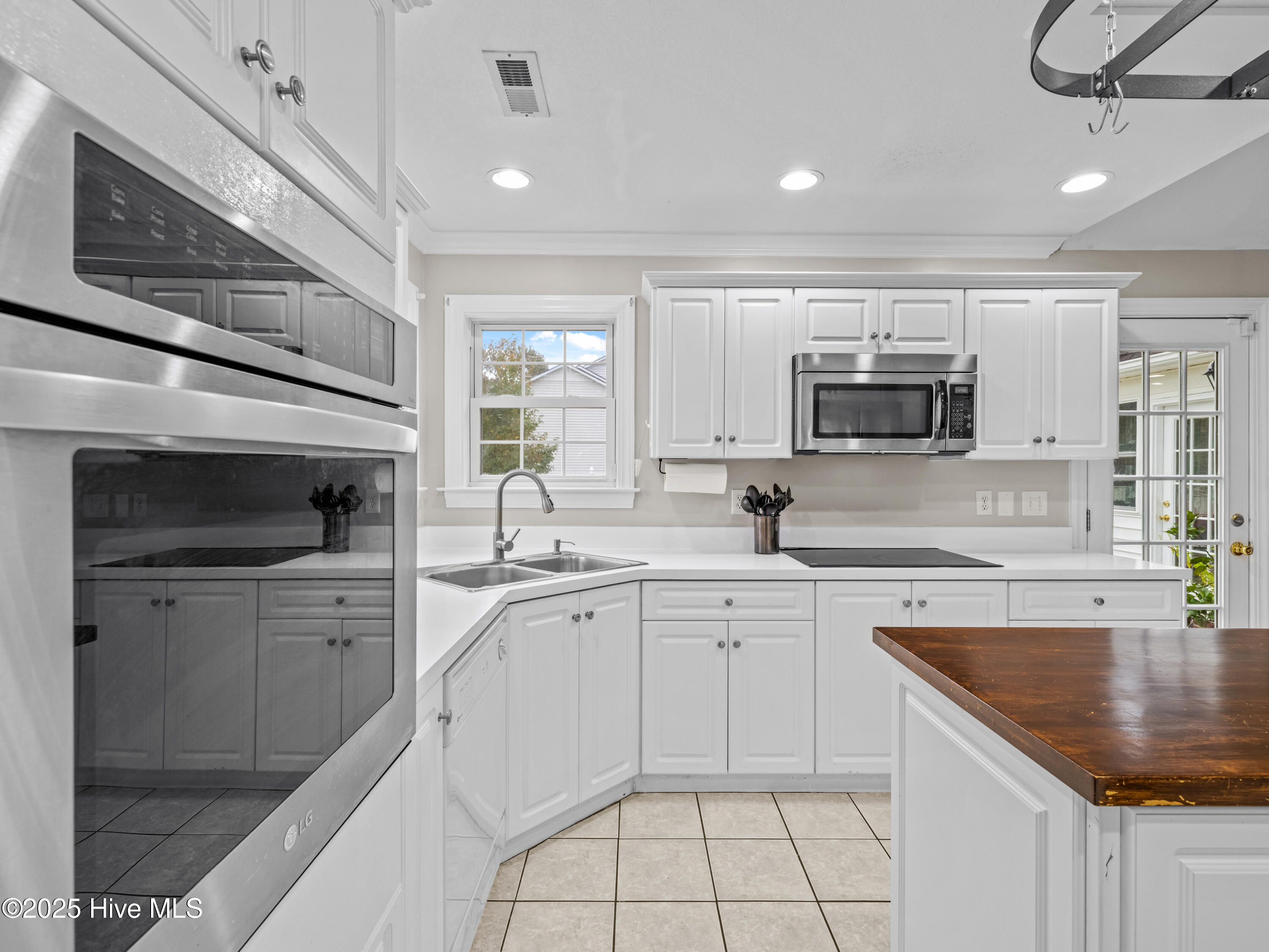 500 Red Fox Court Havelock, NC 28532 - Photo 21 of 72 025A9772