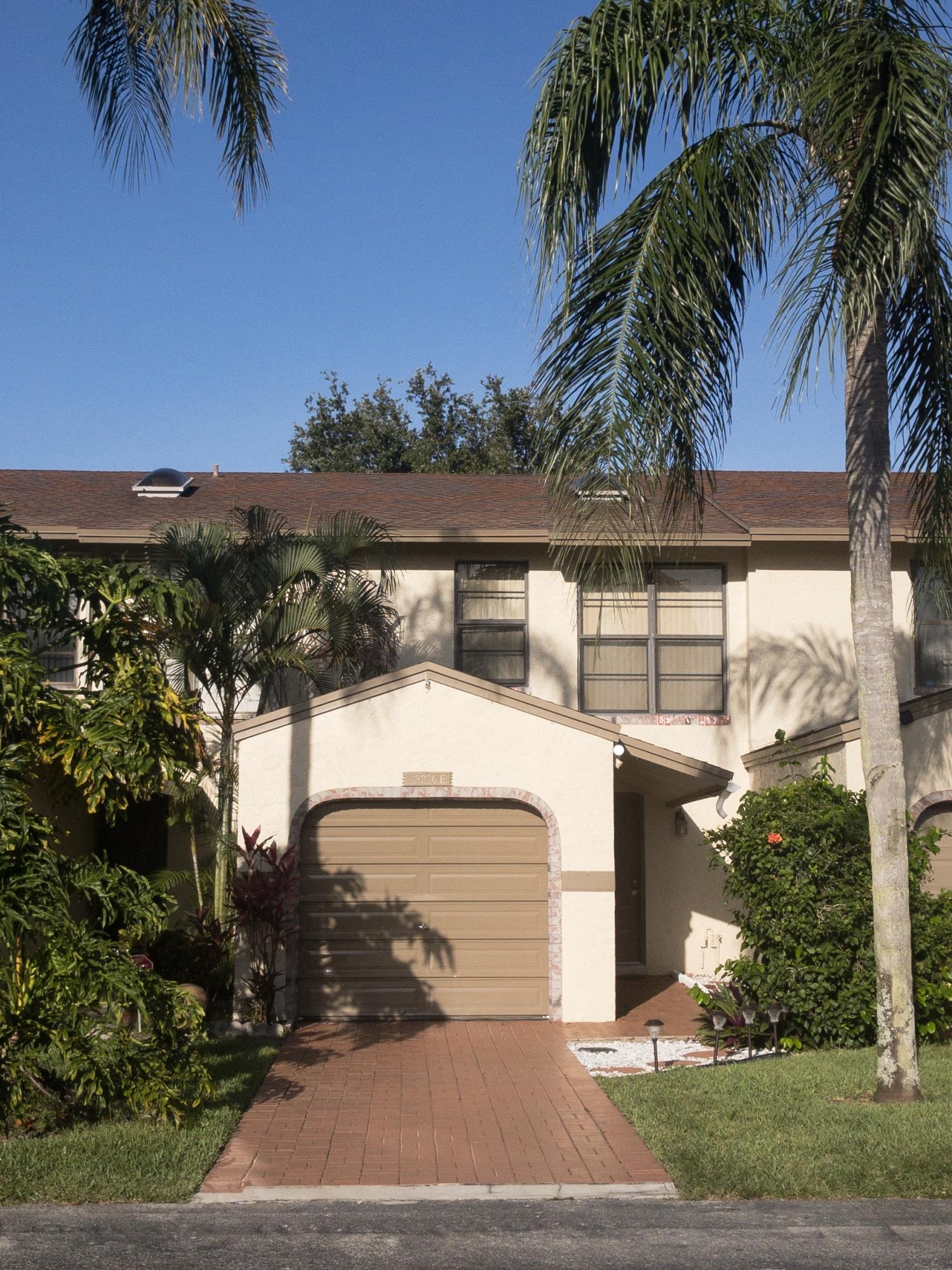 23286 Southwest 54th Way, Unit E Boca Raton, FL 33433 - Photo 1 of 24 Front view