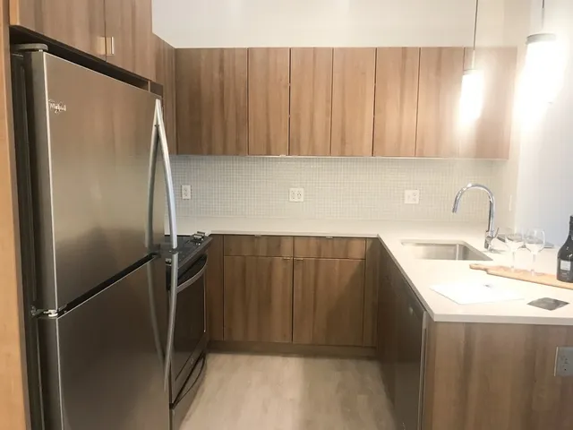 $3,000 | 9 Medford Street, Unit 410, Somerville, MA 02143