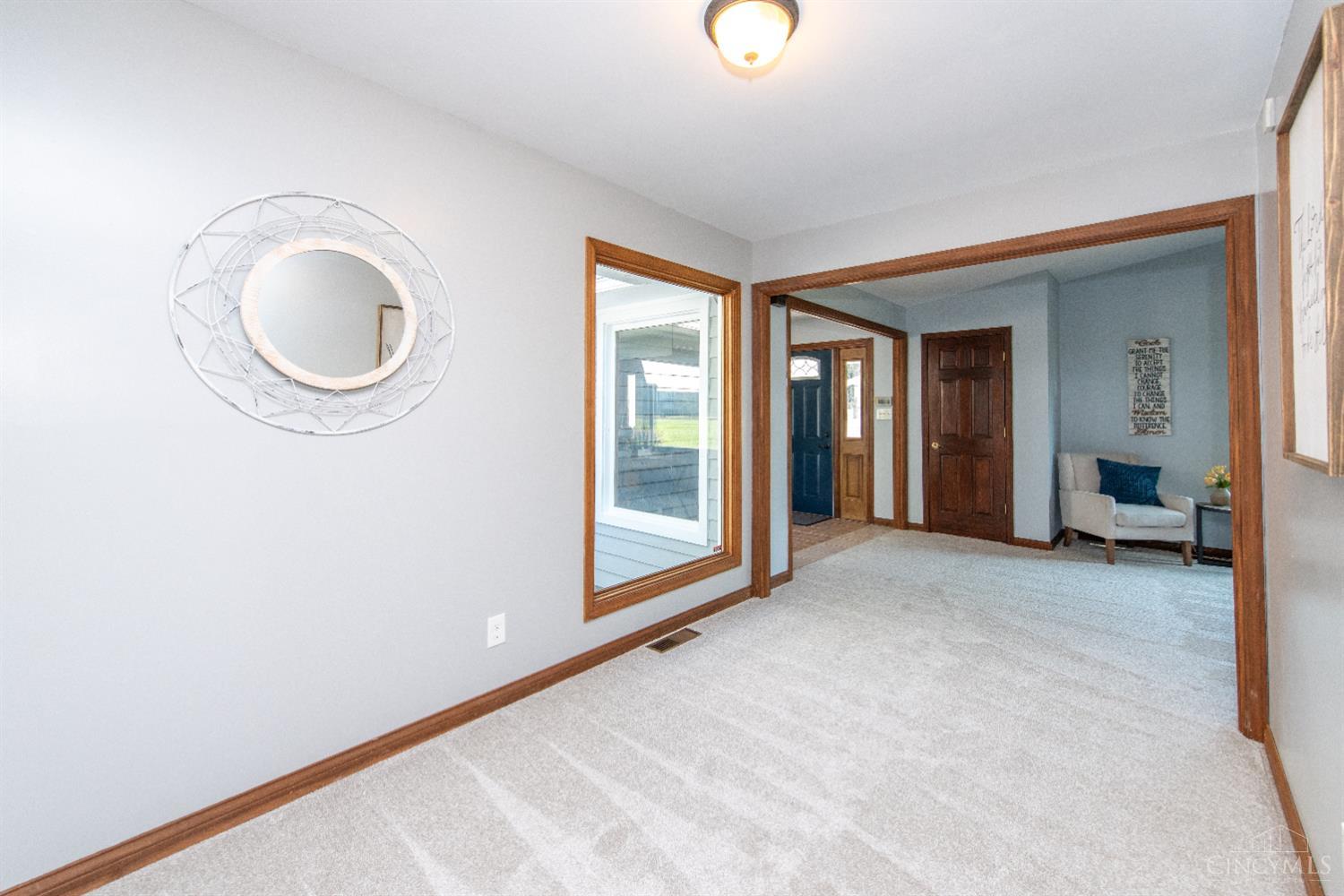 6580 Springdale Road Cincinnati, OH 45247 - Photo 11 of 82
