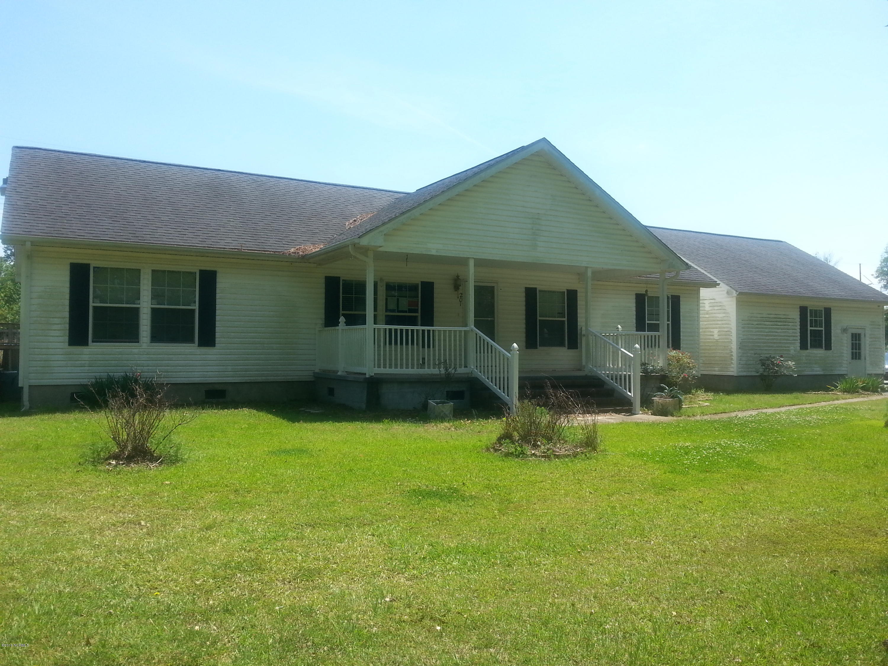 201 Joe Nunn Road Kinston, NC 28504 - Photo 1 of 8 20150505_142403