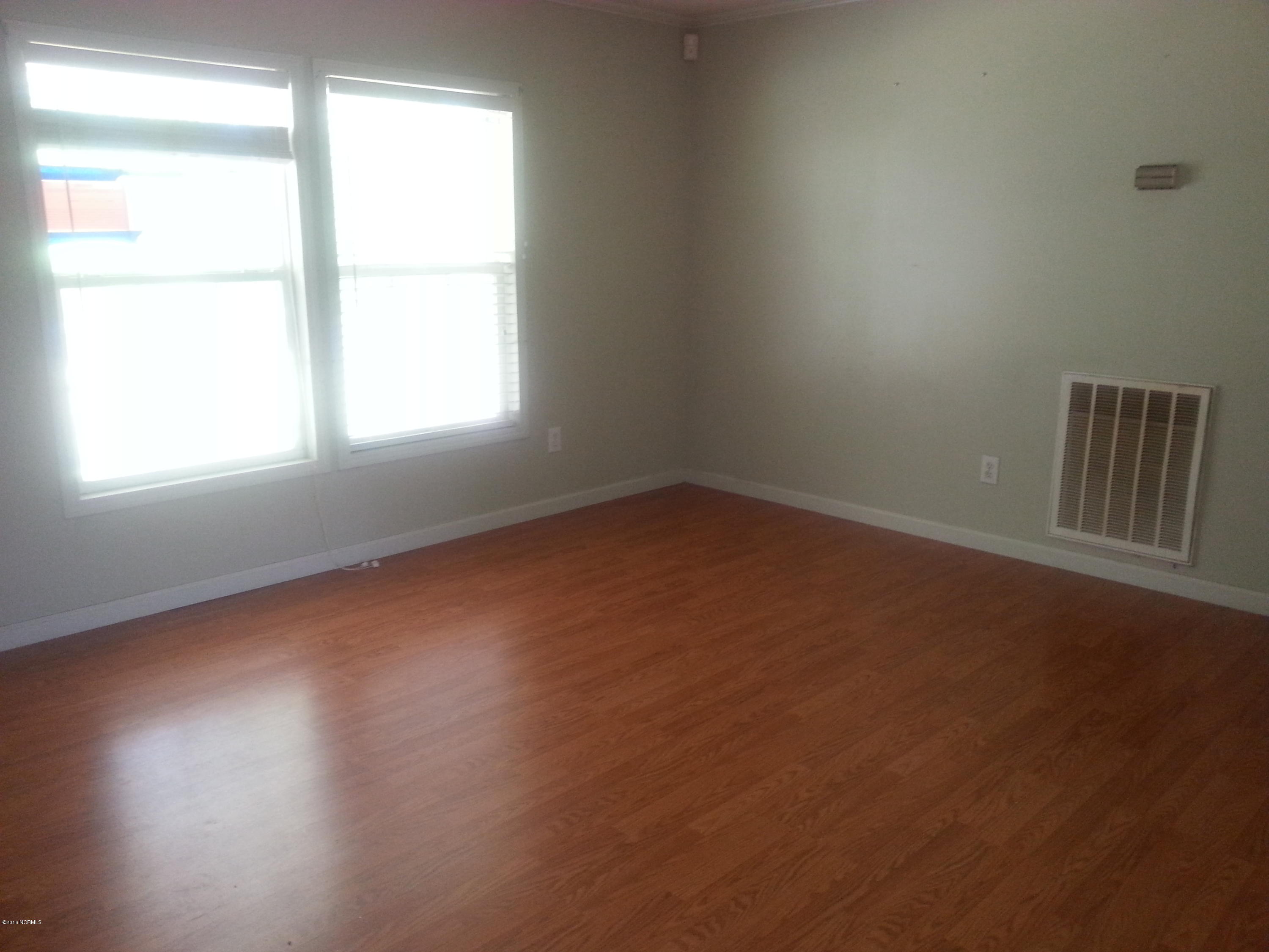 201 Joe Nunn Road Kinston, NC 28504 - Photo 4 of 8 20150505_142942