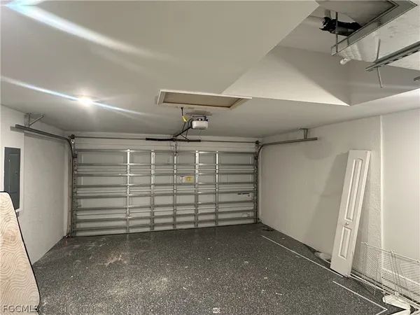 $2,200 | 136 Francis Avenue, Fort Myers, FL 33916