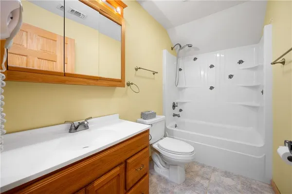 $560,000 | 4885 Highway 494, Natchez, LA 71456
