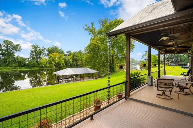 $590,000 | 4885 Highway 494, Natchez, LA 71456