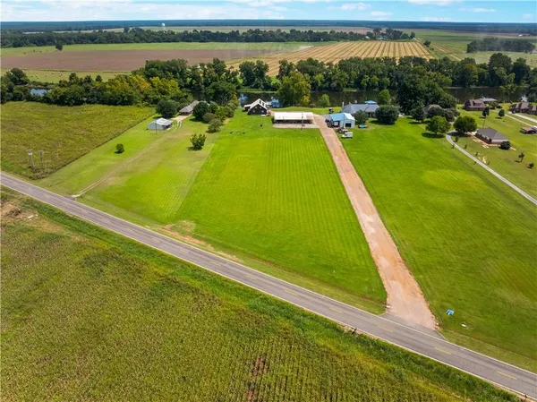 $560,000 | 4885 Highway 494, Natchez, LA 71456