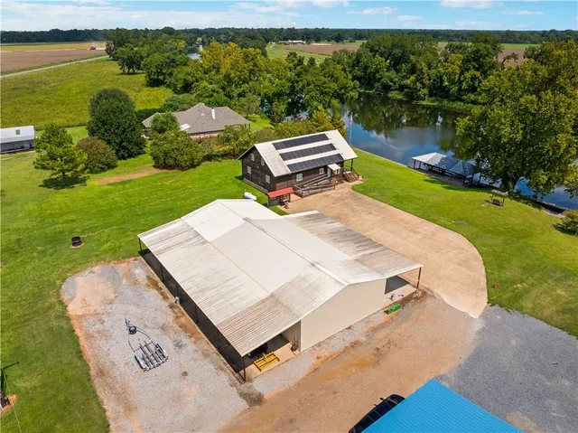 $590,000 | 4885 Highway 494, Natchez, LA 71456
