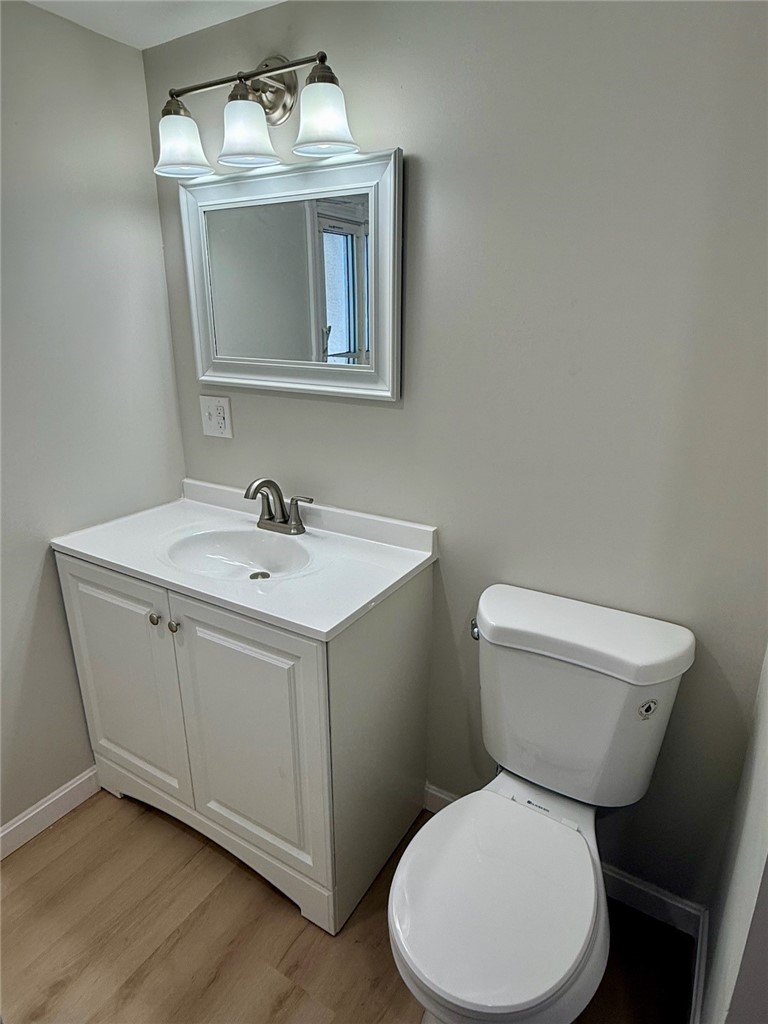18 Airport Road Coventry, RI 02816 - Photo 18 of 22 Full Bathroom