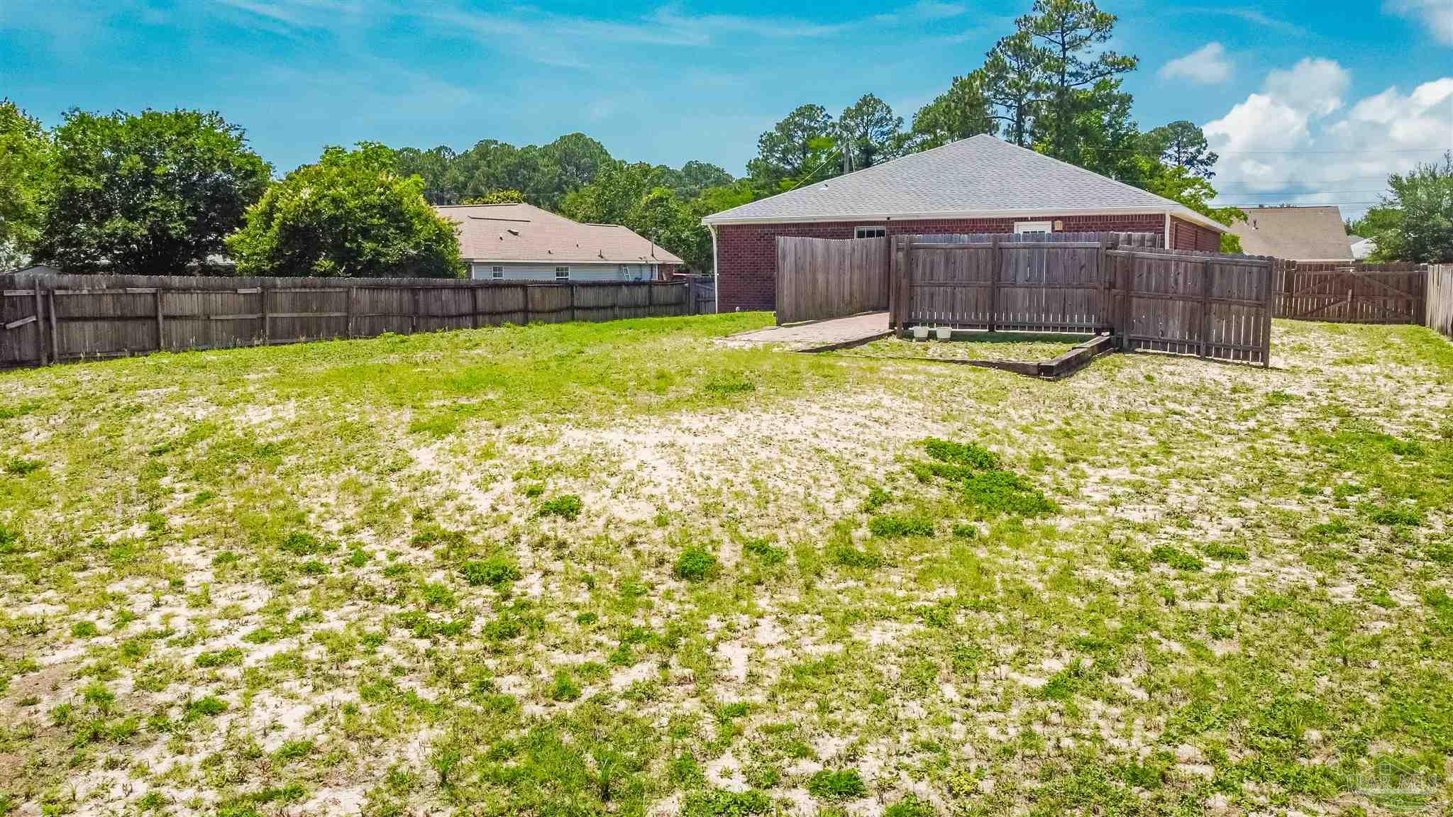 2104 Frontera Street Navarre, FL 32566 - Photo 6 of 47