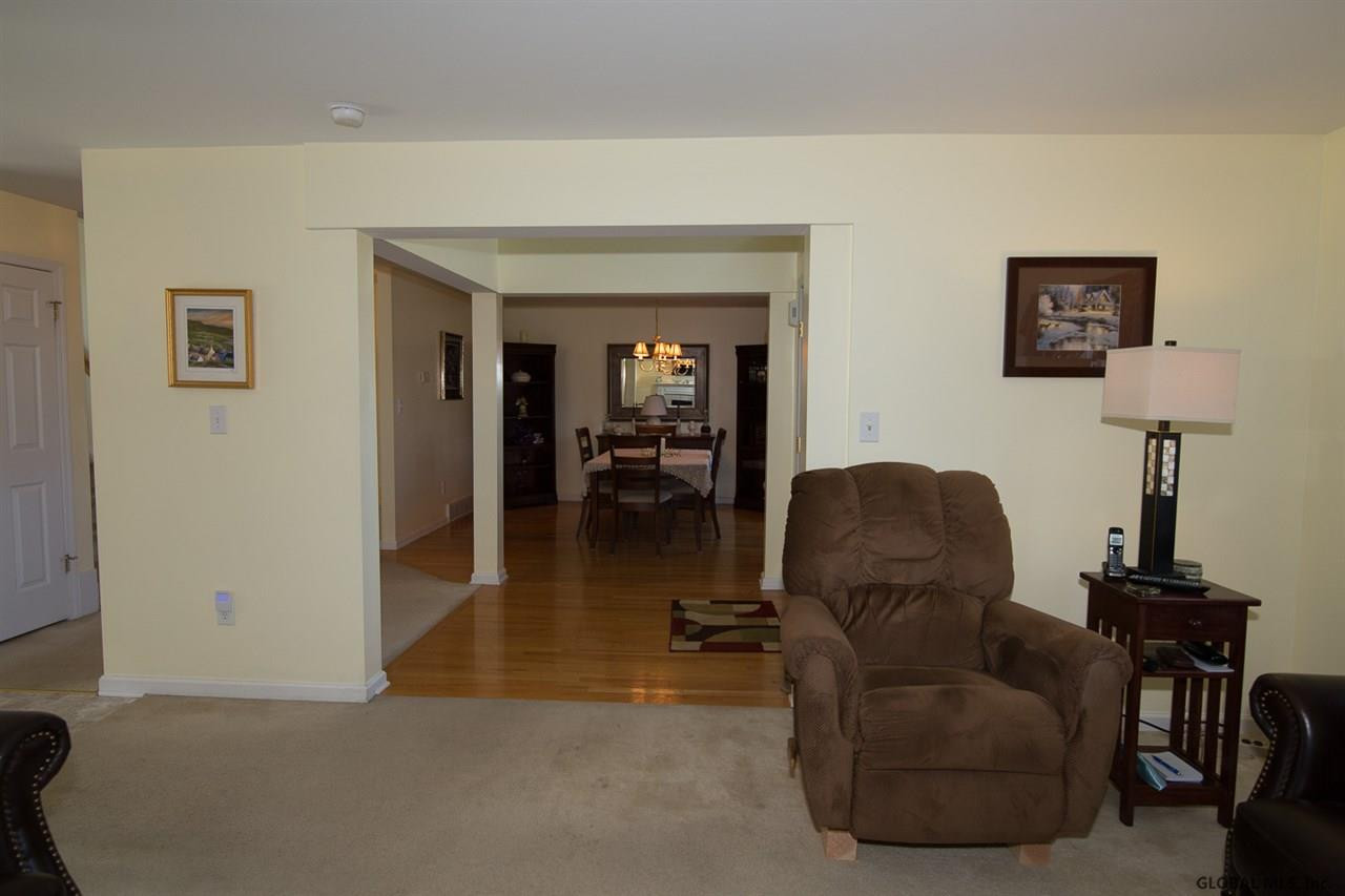 71 Holly Mill Road Bethlehem, NY 12158 - Photo 4 of 23 Photo 4