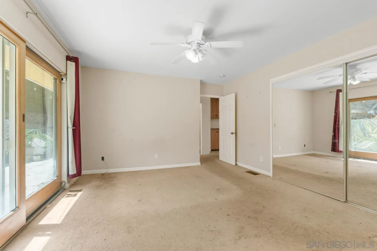 2901 Helix Street Spring Valley, CA 91977 - Photo 21 of 29