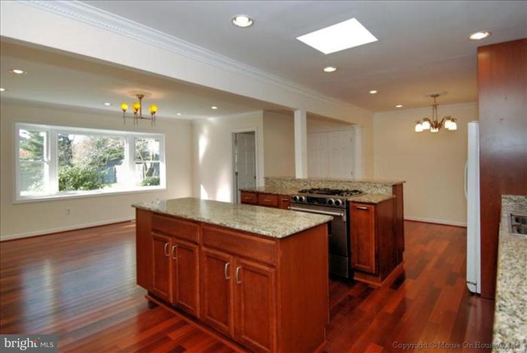 6612 Garrett Road Derwood, MD 20855 - Photo 17 of 30 Kitchen #3