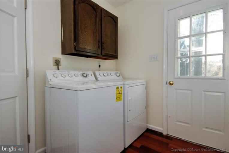 6612 Garrett Road Derwood, MD 20855 - Photo 18 of 30 Laundry Area 1
