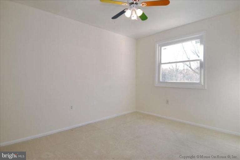 6612 Garrett Road Derwood, MD 20855 - Photo 20 of 30 Bedroom #1