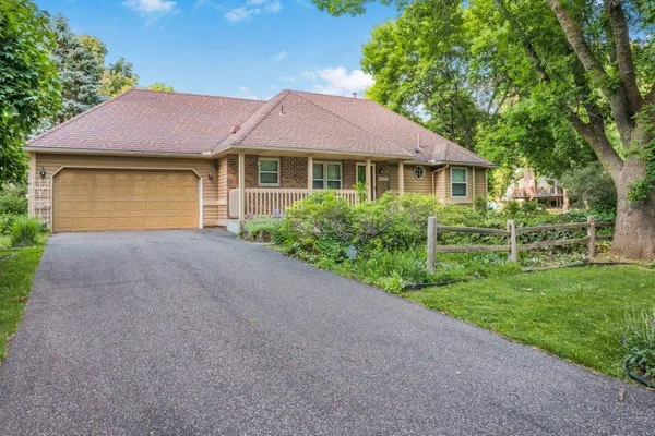 $425,000 | 14826 95th Place North, Maple Grove, MN 55369