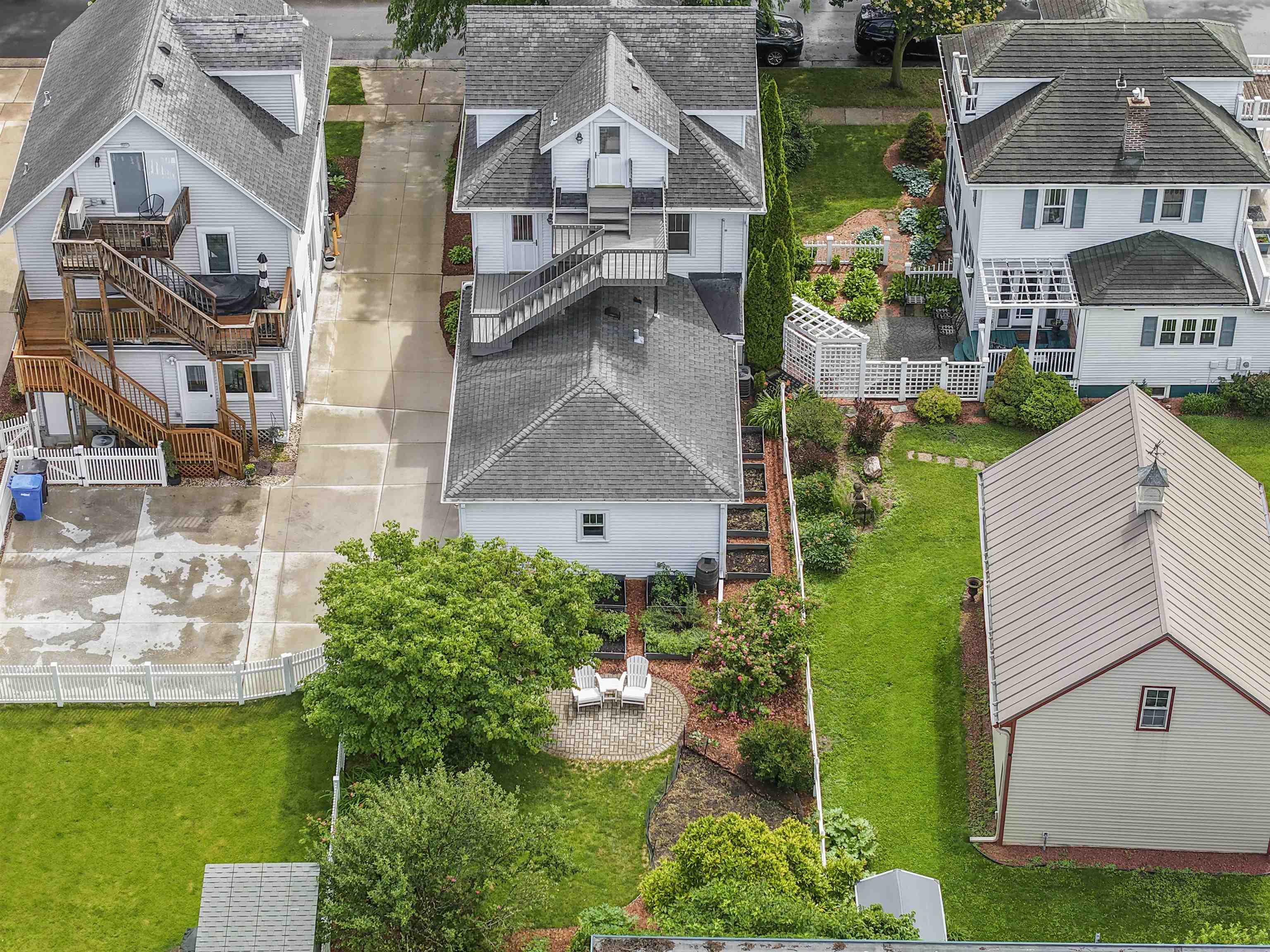 1812 Middleton Street Middleton, WI 53562 - Photo 5 of 76