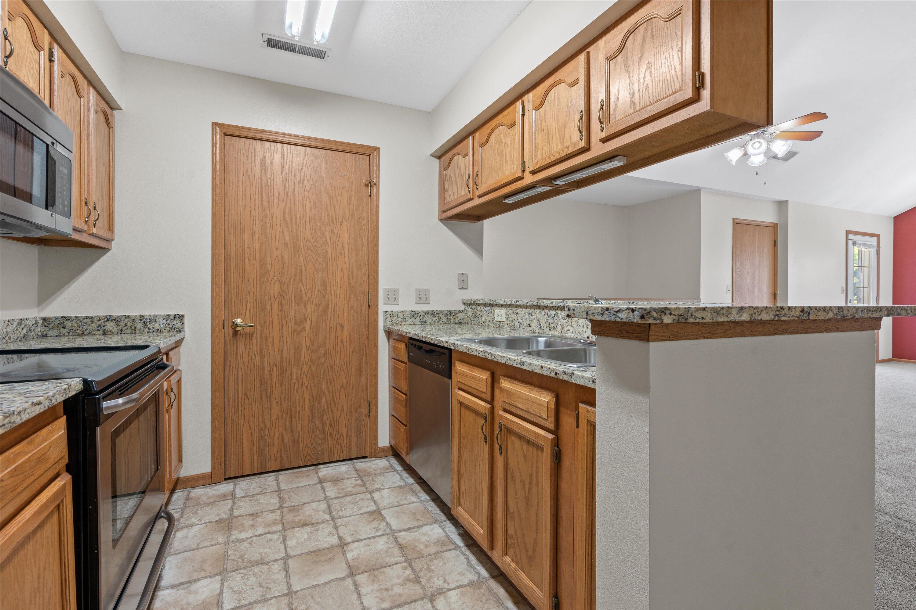7972 North 107th Street Milwaukee, WI 53224 - Photo 13 of 43 kitchen