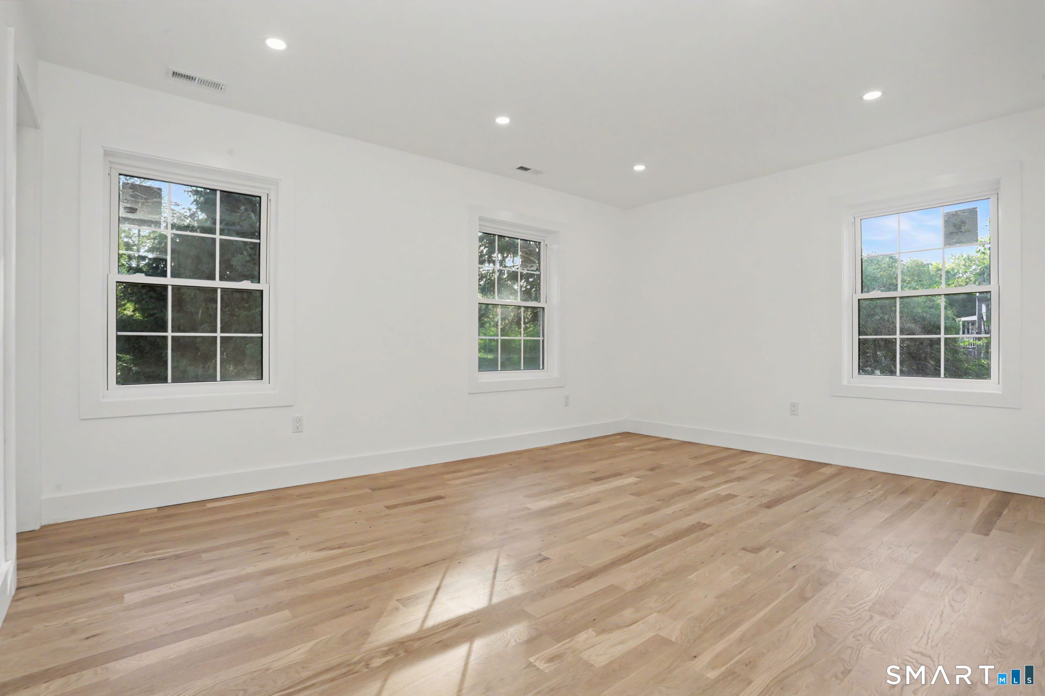 8 Benson Road Bethel, CT 06801 - Photo 22 of 32