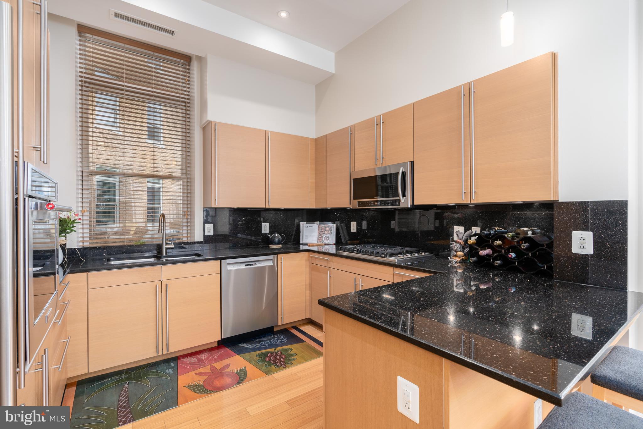 2425 L Street Northwest, Unit 314 Washington, DC 20037 - Photo 12 of 35 Kitchen