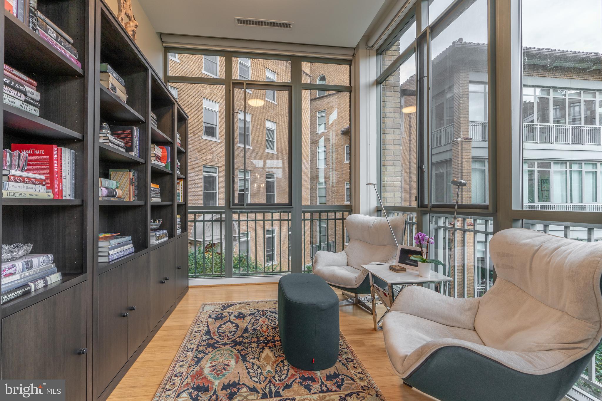 2425 L Street Northwest, Unit 314 Washington, DC 20037 - Photo 19 of 35 Den