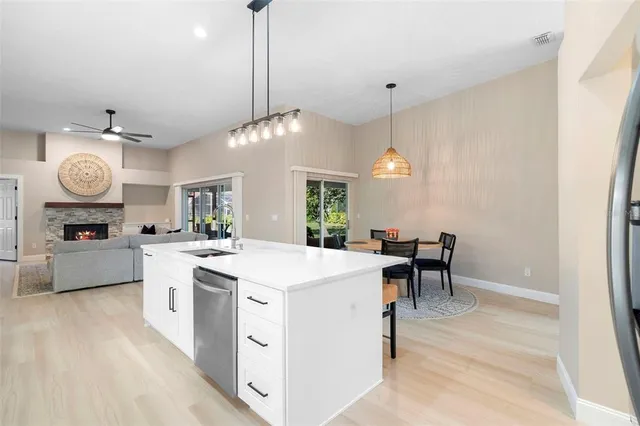 $649,000 | 1098 Needlewood Loop, Oviedo, FL 32765