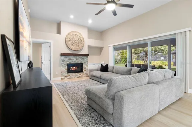 $649,000 | 1098 Needlewood Loop, Oviedo, FL 32765