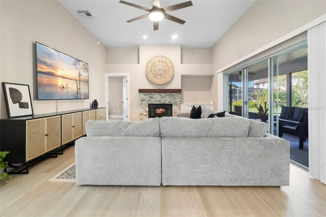 $649,000 | 1098 Needlewood Loop, Oviedo, FL 32765