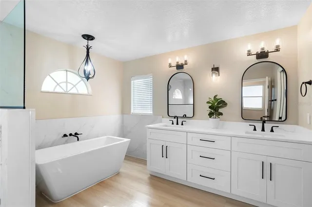 $649,000 | 1098 Needlewood Loop, Oviedo, FL 32765