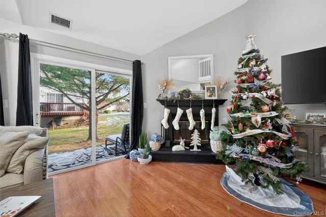 $415,000 | 36 Sycamore Court, Highland Mills, NY 10930