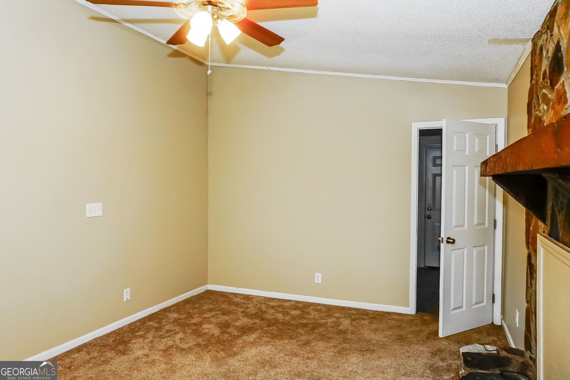 3762 Elkridge Drive Decatur, GA 30032 - Photo 13 of 16 a view of small space