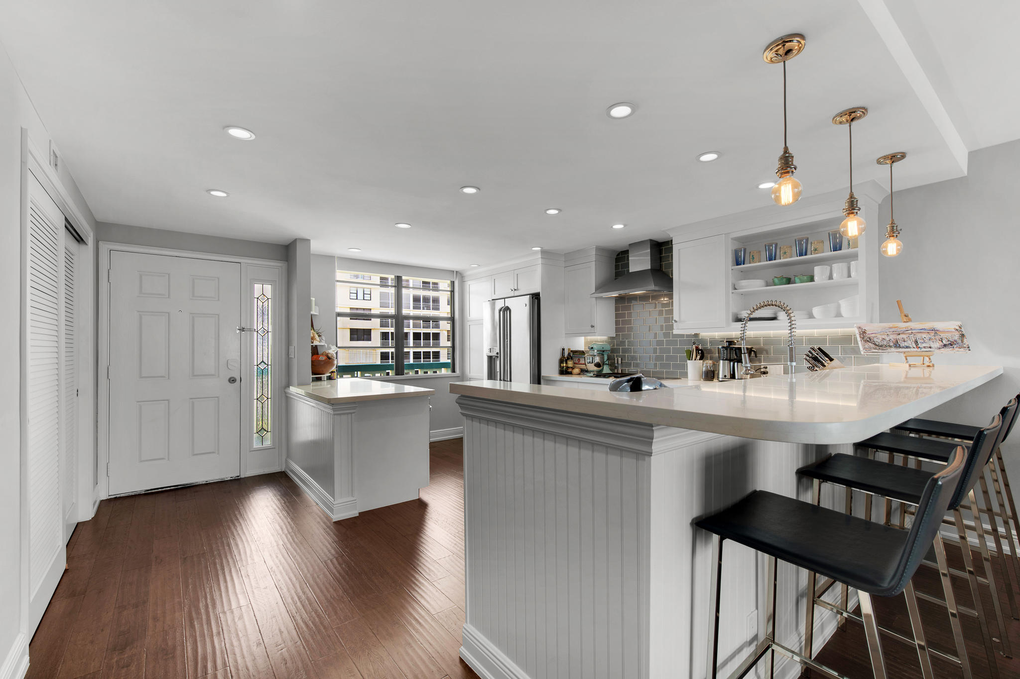 900 Ocean Drive, Unit 405 Juno Beach, FL 33408 - Photo 5 of 18 900-Ocean-Dr-405-Juno-Beach_DSC_1785