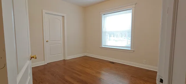 $2,500 | 4222 North Laramie Avenue, Unit 1, Chicago, IL 60641