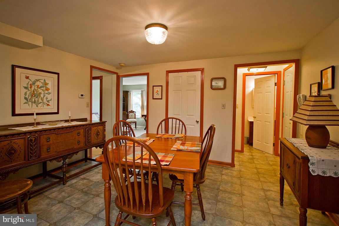 188 April Lane Lititz, PA 17543 - Photo 11 of 50