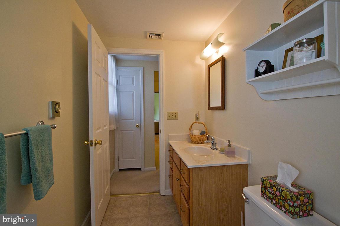 188 April Lane Lititz, PA 17543 - Photo 37 of 50