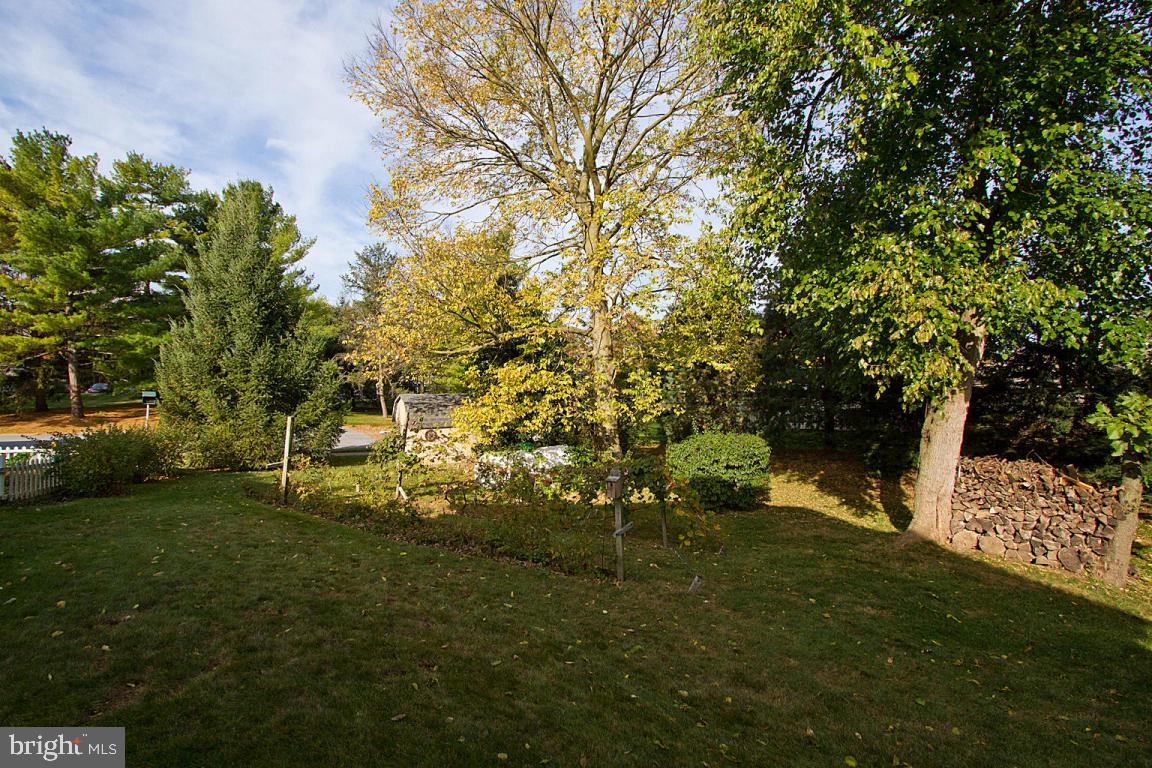 188 April Lane Lititz, PA 17543 - Photo 47 of 50