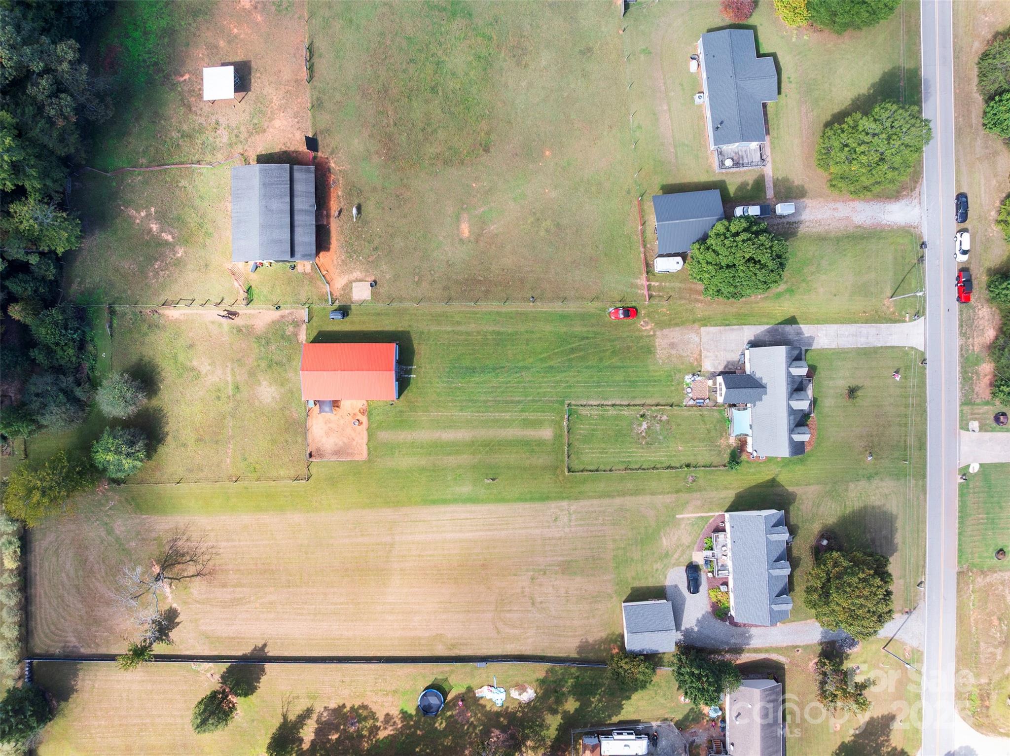 6601 Love Point Road Denver, NC 28037 - Photo 31 of 36 an aerial view of a houses with outdoor space