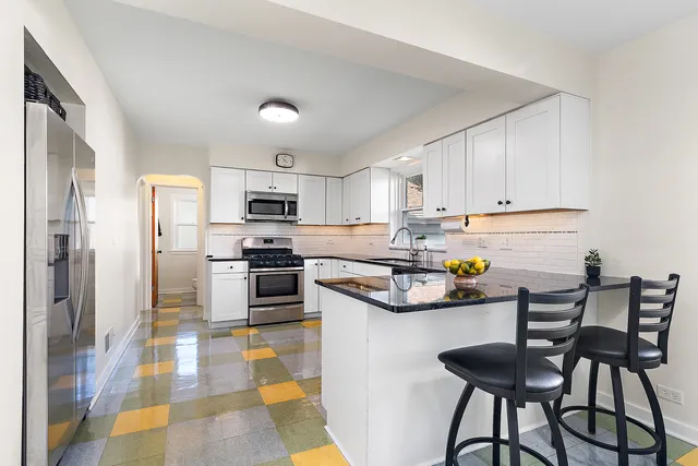 $319,000 | 2039 Marston Lane, Flossmoor, IL 60422