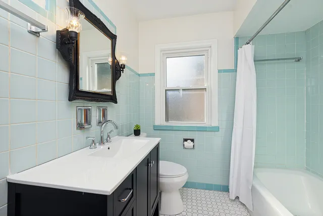 $319,000 | 2039 Marston Lane, Flossmoor, IL 60422