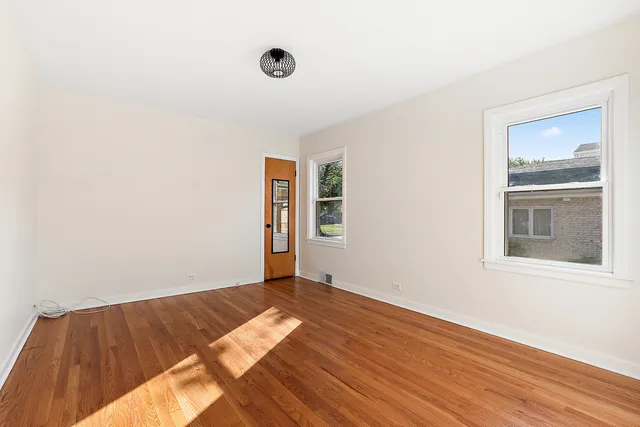 $319,000 | 2039 Marston Lane, Flossmoor, IL 60422